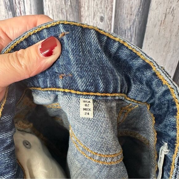 🔸BUNDLE ONLY🔸|EUC| ZARA Relaxed Fit Distressed Boyfriend Jeans - Picture 6 of 7